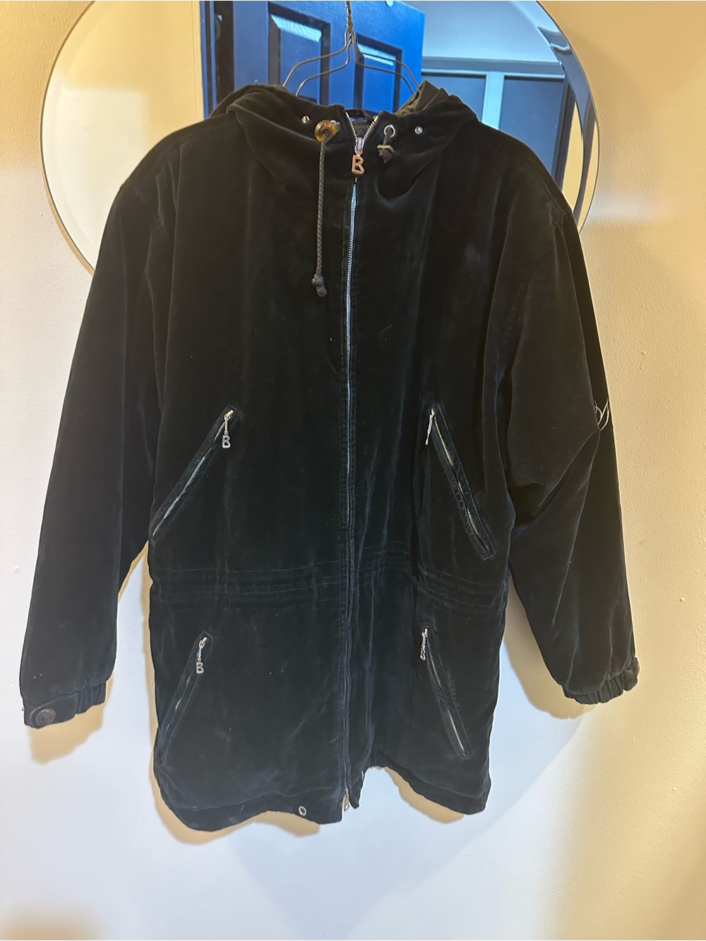 Vintage Bogner Women’s Size 8 Black Velvet Hooded Quilted Jacket Coat Made USA
